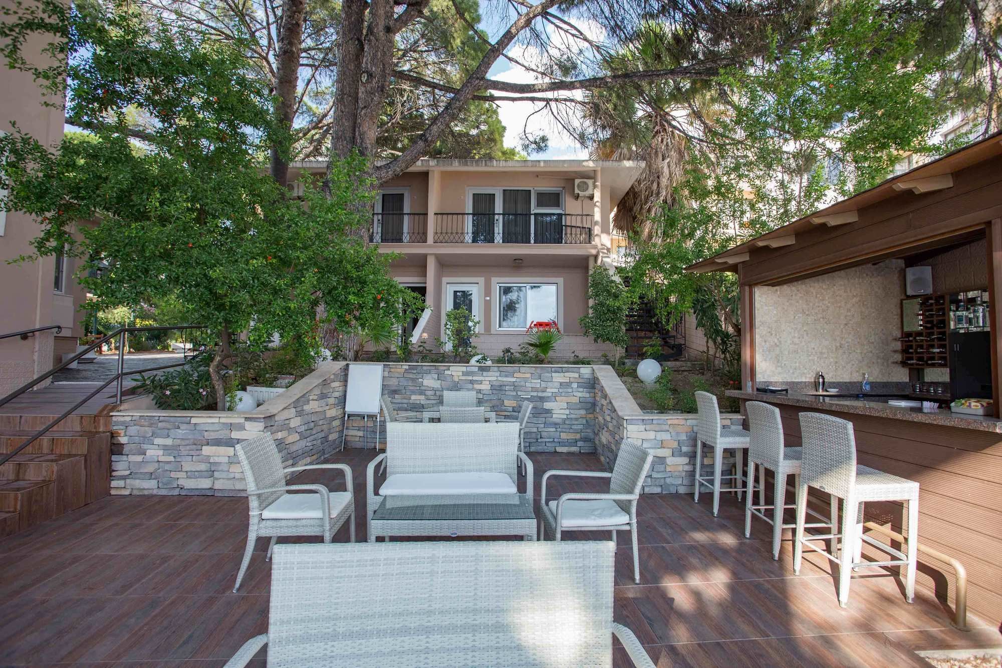 Melis 2* Kuşadası